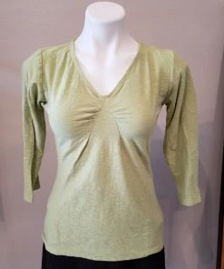 Cutloose Long Sleeves 3/4 Sleeve Tuck Front