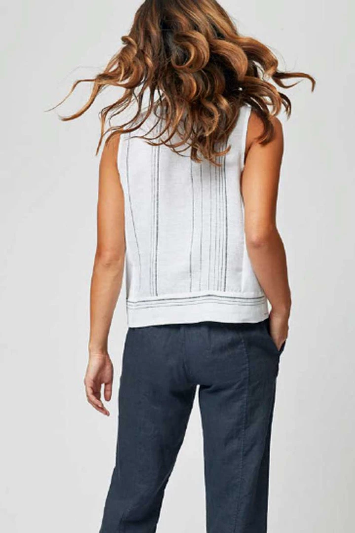 Inizio Sleeveless Vest Shirt 4 Inizio Sleeveless Vest Shirt