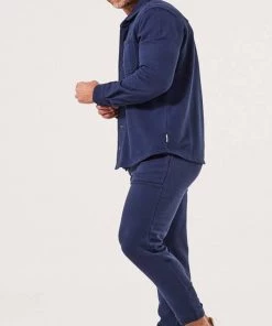 Pact Men’s Essential Vintage Snap Down 9 Pact Men’s Essential Vintage Snap Down